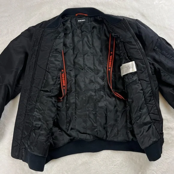 DIESEL Limited Edition Bomber Jacket Men’s Size L - Picture 4 of 9